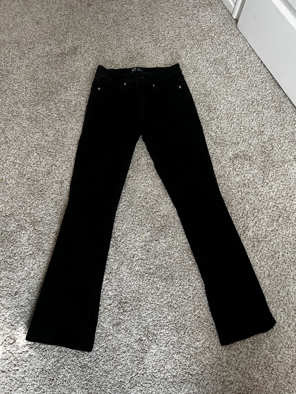 Black GAP universal Baby Boot jeans. Size 6